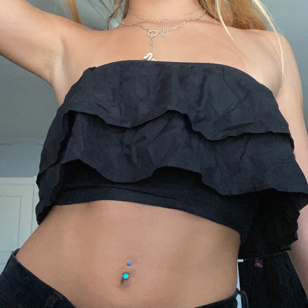 Black ruffle crop top